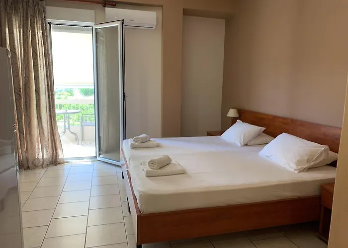 Aki Loutra Edipsou (Evia)